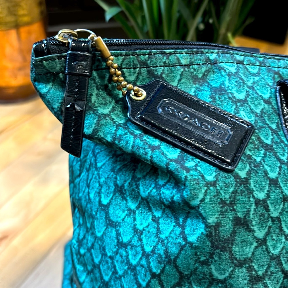 Coach luggage tote - Picture 3 of 7